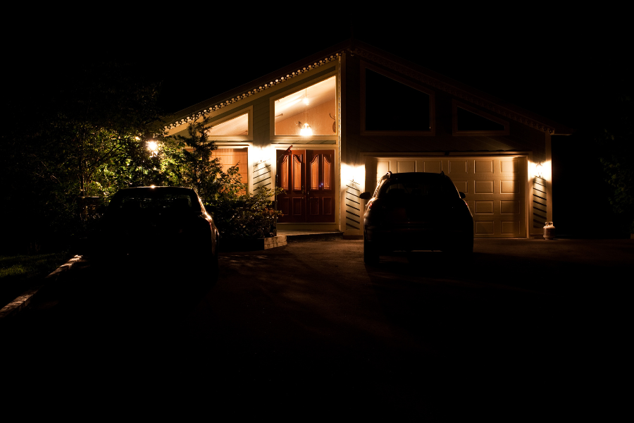4 Reasons Your Home Automation System Needs Lighting Control