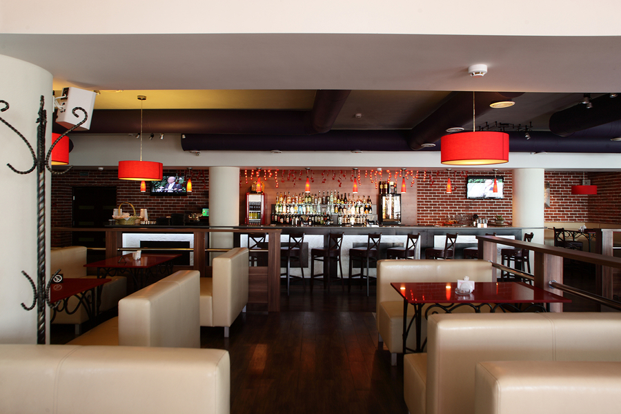 Bring Your Business to Life with a Restaurant AV System 